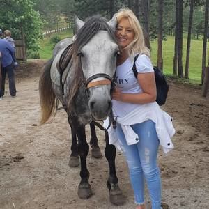 Meet your Posher, Jasna